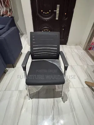 Black Mesh Office Visitor Chair
