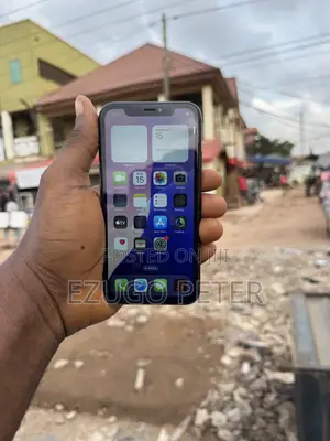 Apple iPhone XR 64 GB Black