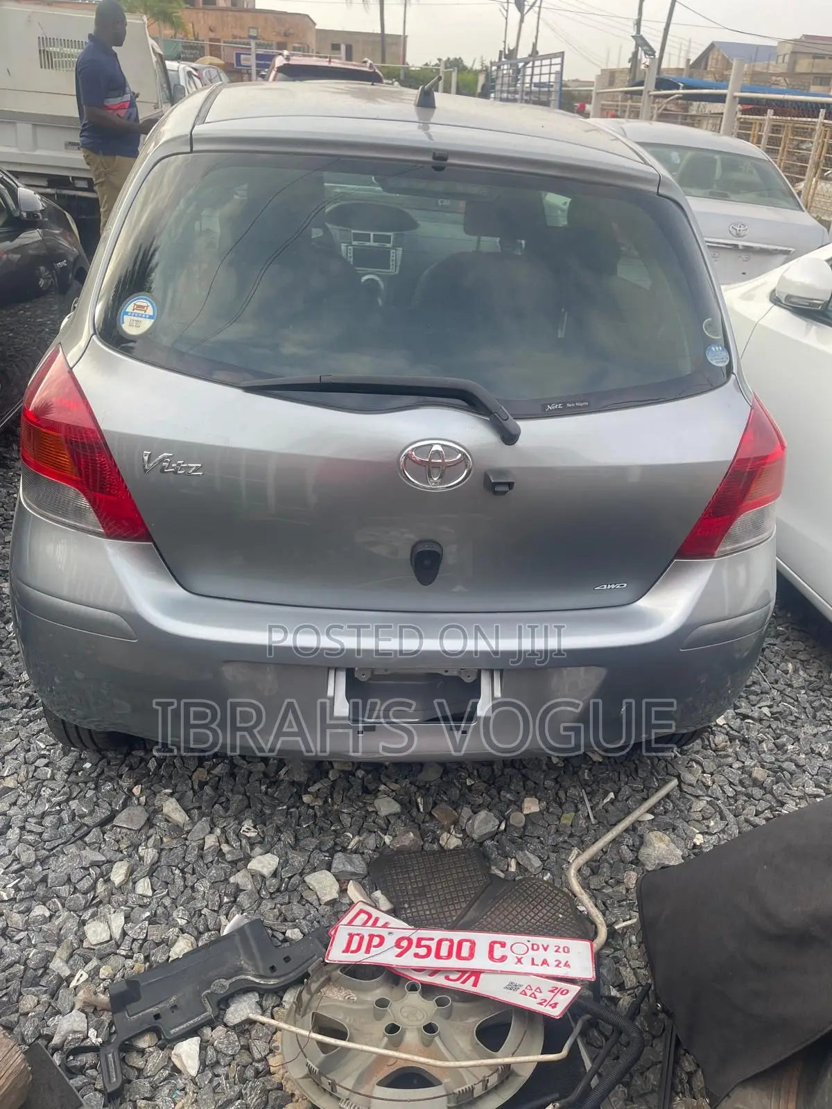 Toyota Vitz 2010 Gray