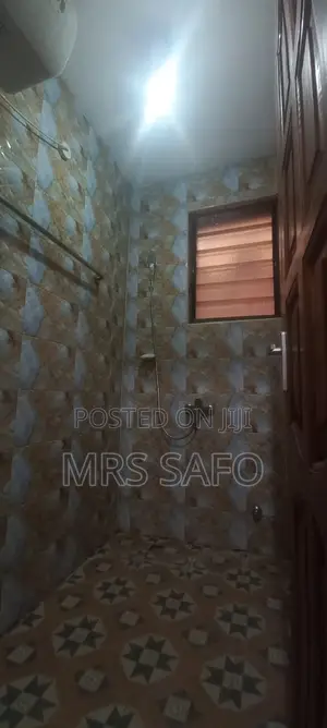 2bdrm Apartment in Apartment, Takoradi for rent