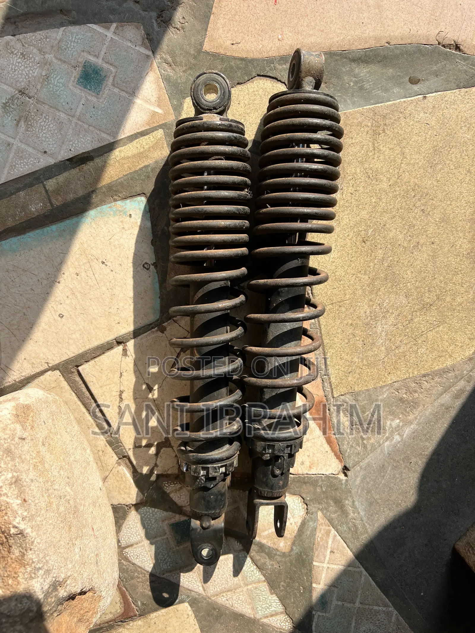 Yamaha Majesty Shock Absorbers