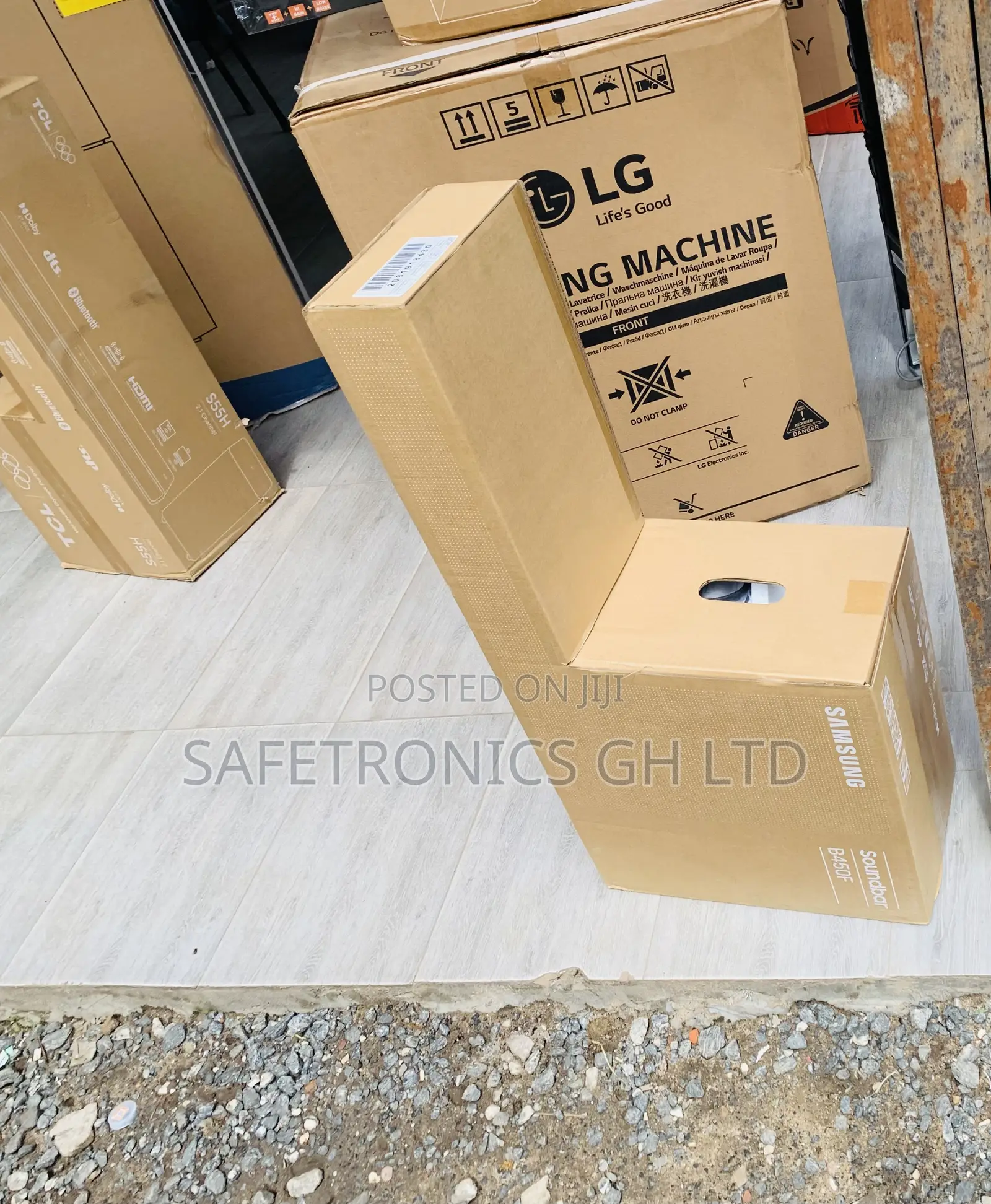 Neatly Boxed Samsung Hw-B450f 200w Soundbar