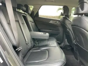 Kia Sportage SX 2023 Gray