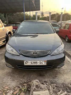 Toyota Camry 2006 Gray