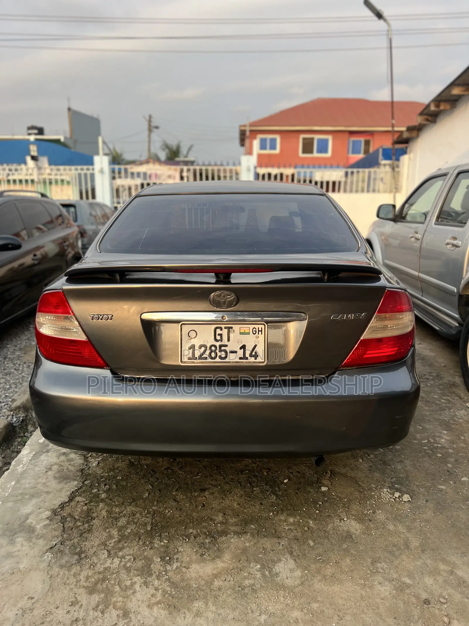 Toyota Camry 2006 Gray