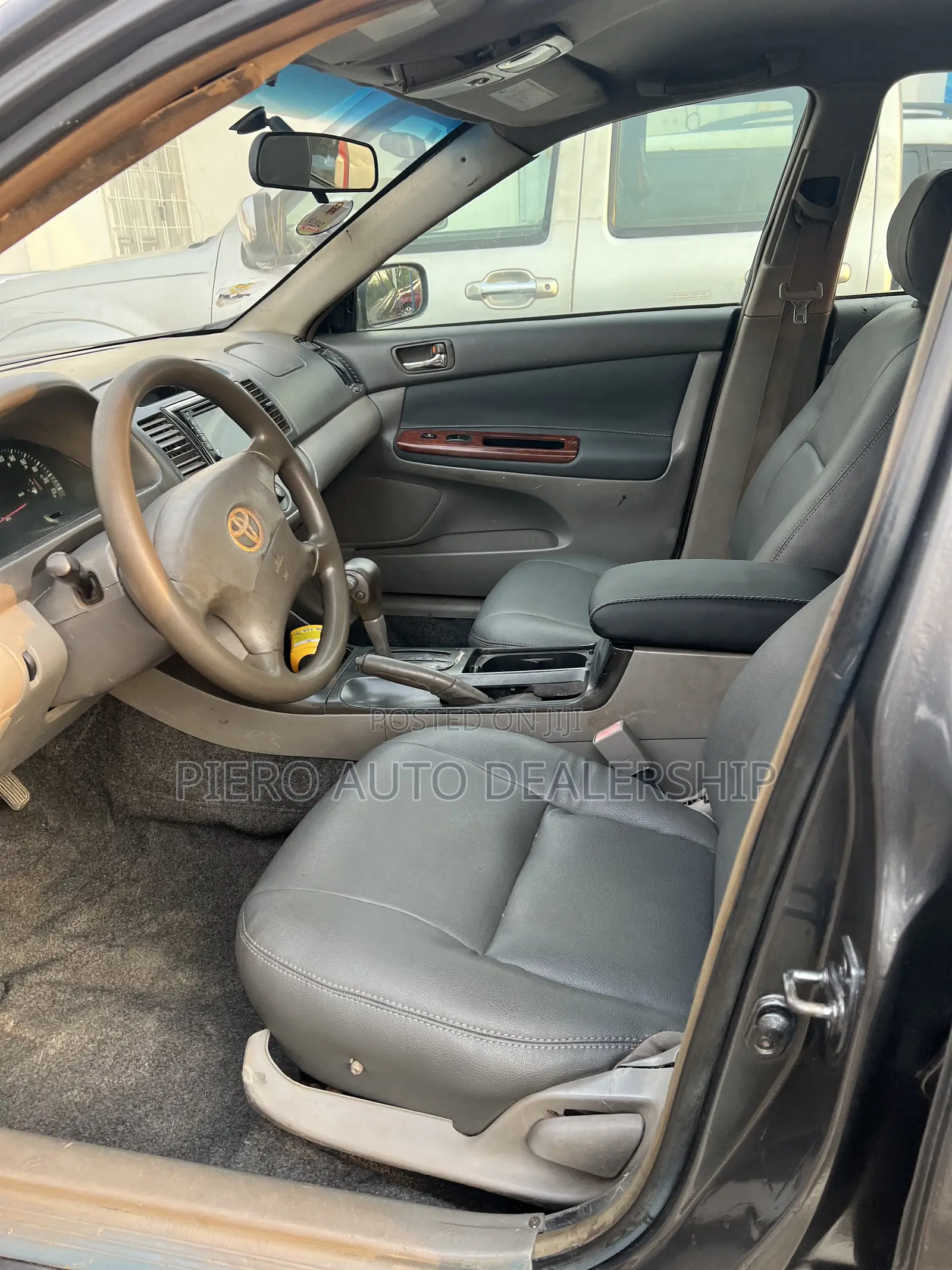Toyota Camry 2006 Gray