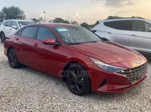 Hyundai Elantra Limited 2021 Red