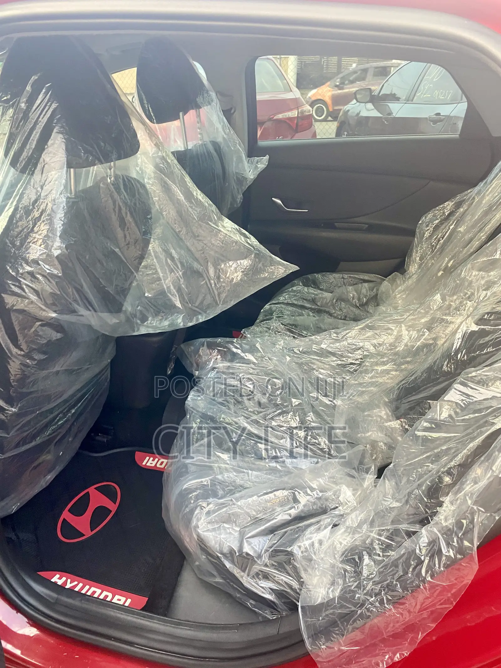 Hyundai Elantra Limited 2021 Red