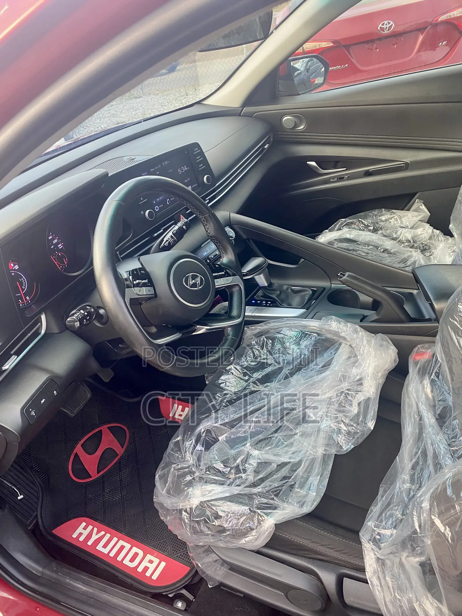 Hyundai Elantra Limited 2021 Red