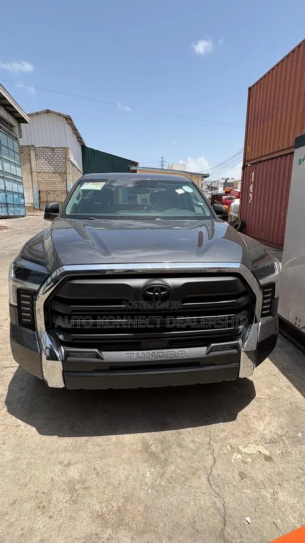 Toyota Tundra 2023