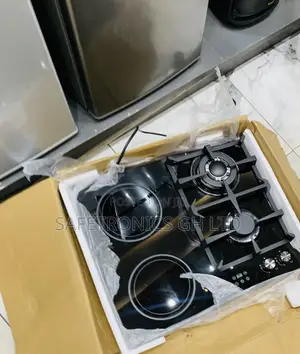 Quality Sleek Kenwood Black Glass 2 Gas Burners and 2 Electric Hob