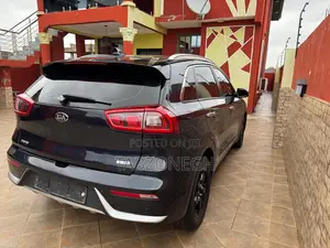 Kia Niro Plug-In Hybrid 2018 Black