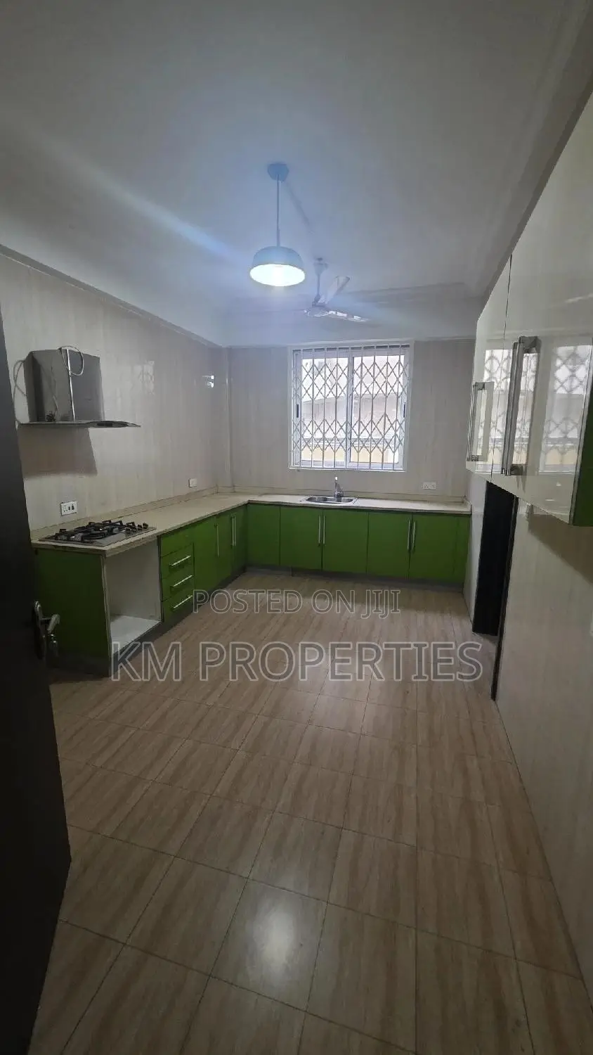3bdrm Apartment in Westland for rent