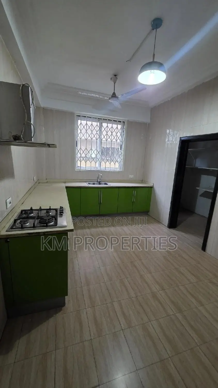 3bdrm Apartment in Westland for rent