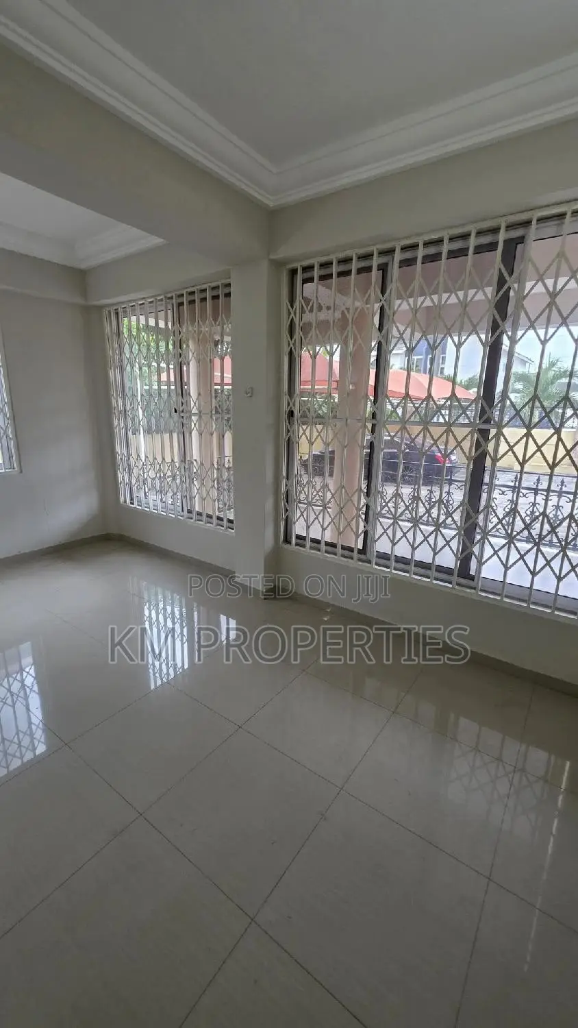 3bdrm Apartment in Westland for rent