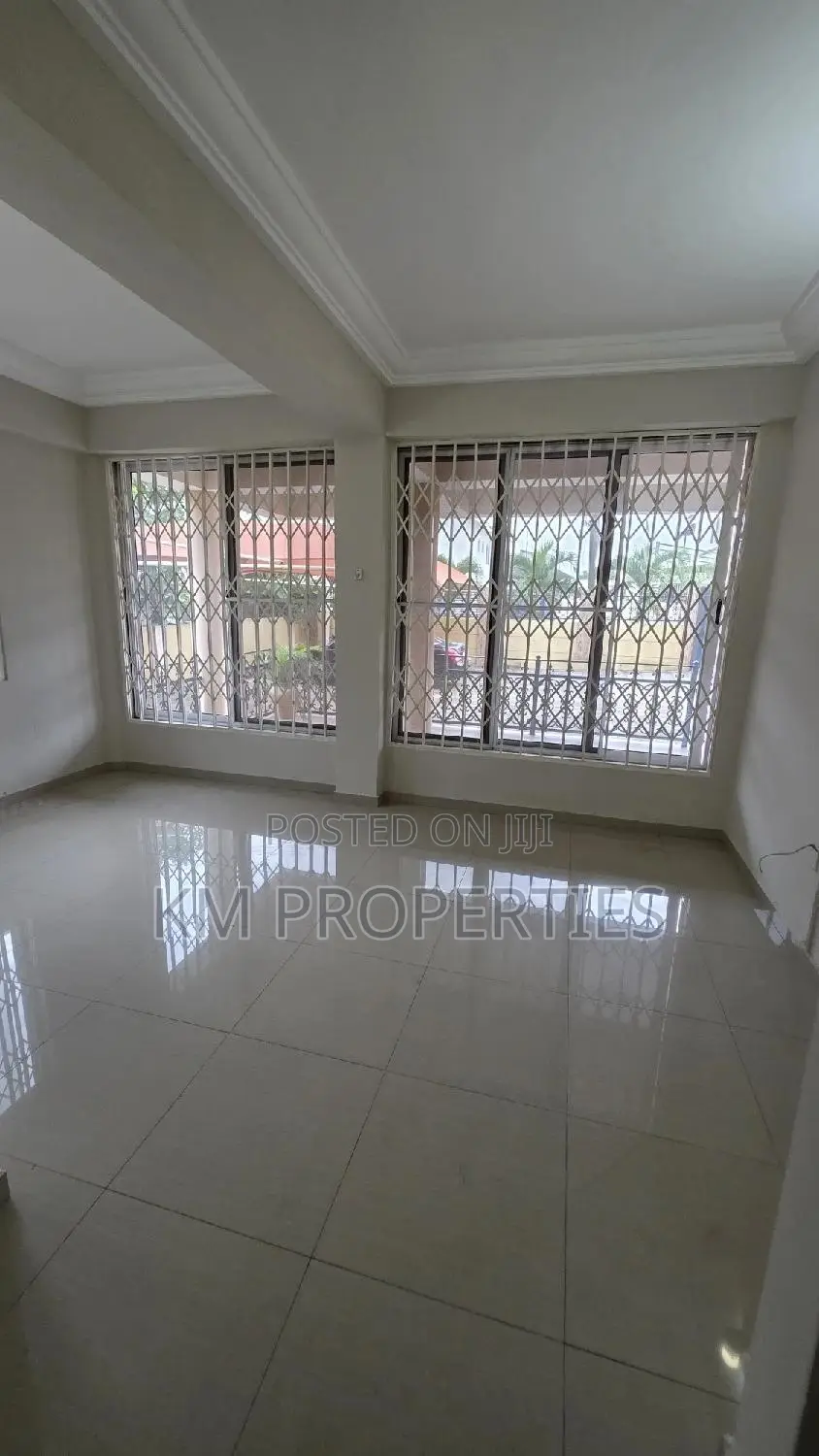 3bdrm Apartment in Westland for rent