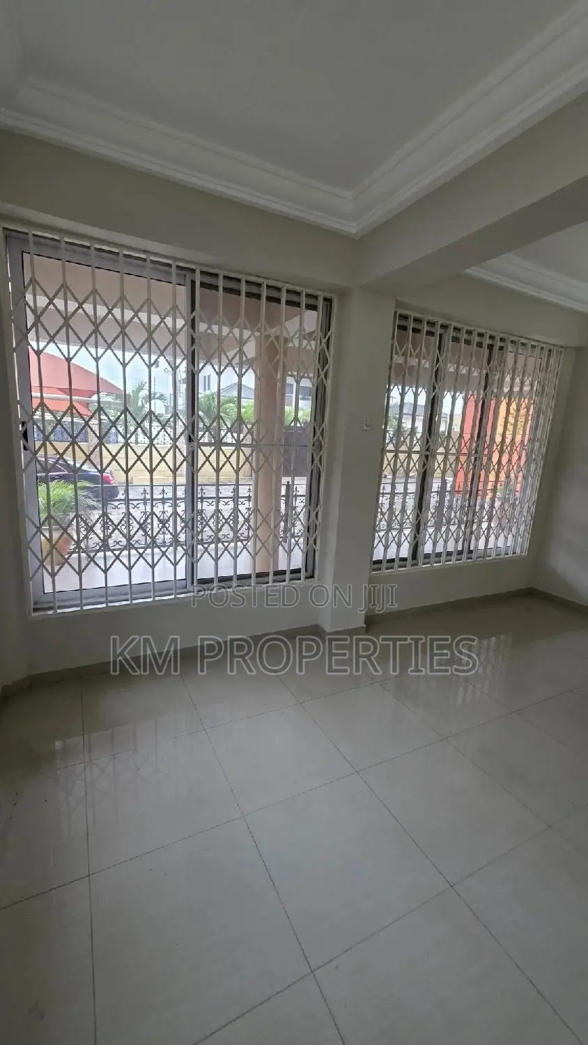 3bdrm Apartment in Westland for rent