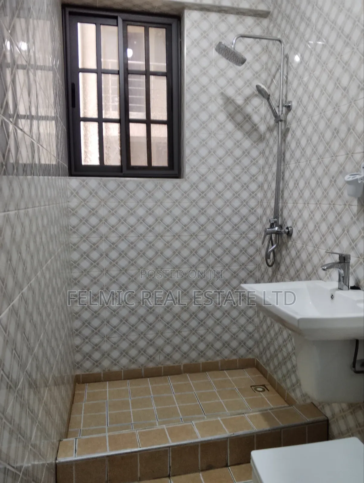 1bdrm Apartment in Felmic Real Estate, The Mall for rent
