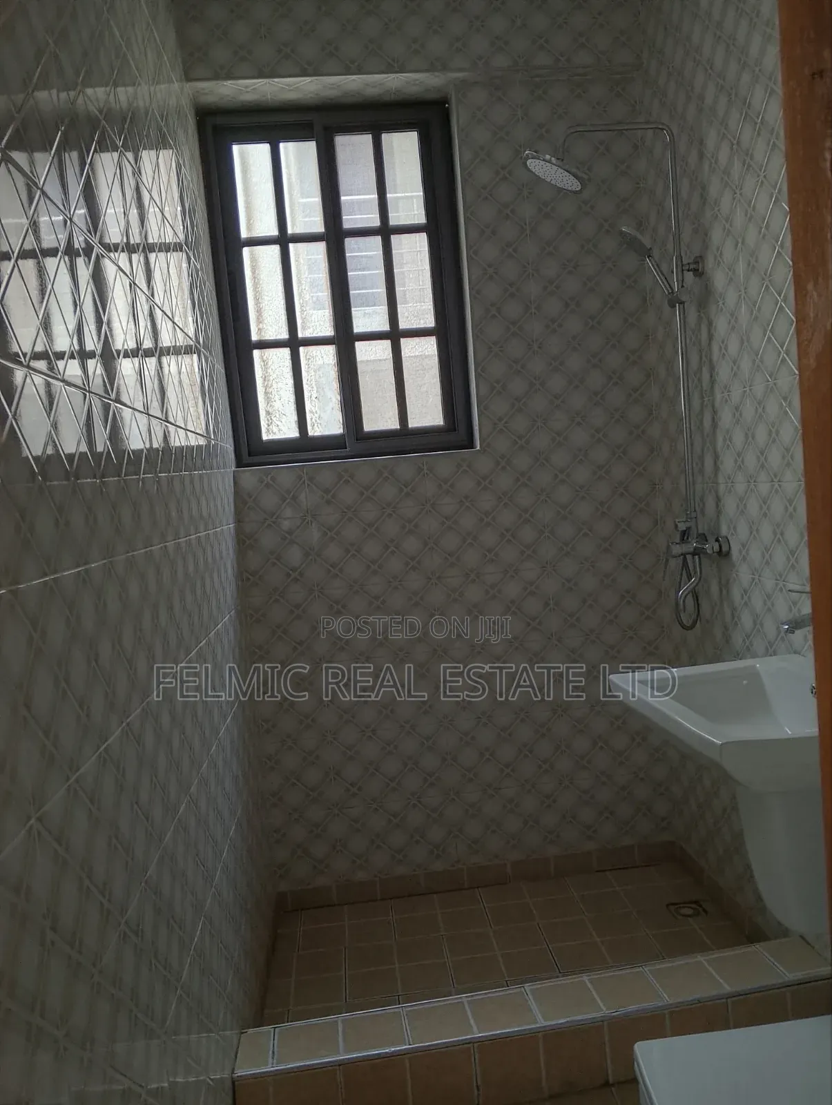 1bdrm Apartment in Felmic Real Estate, The Mall for rent