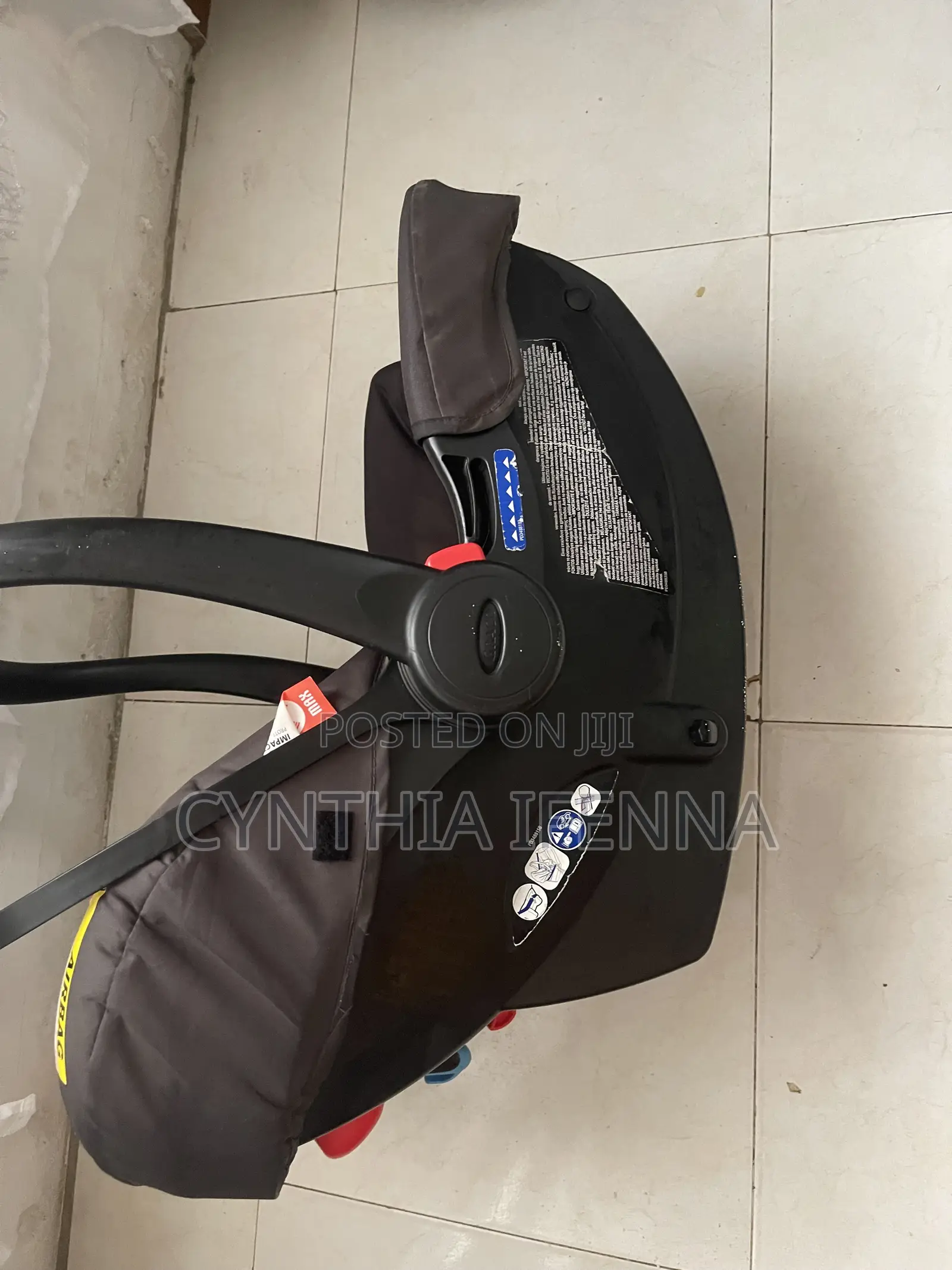 Graco Infant Car Seat – Excellent Condition