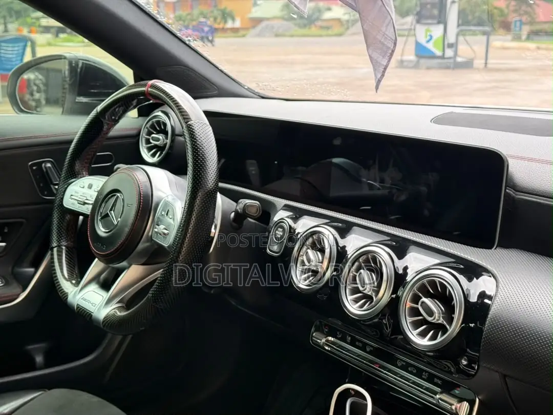 Mercedes-Benz CLA-Class CLA 250 4MATIC Sedan 2020 White