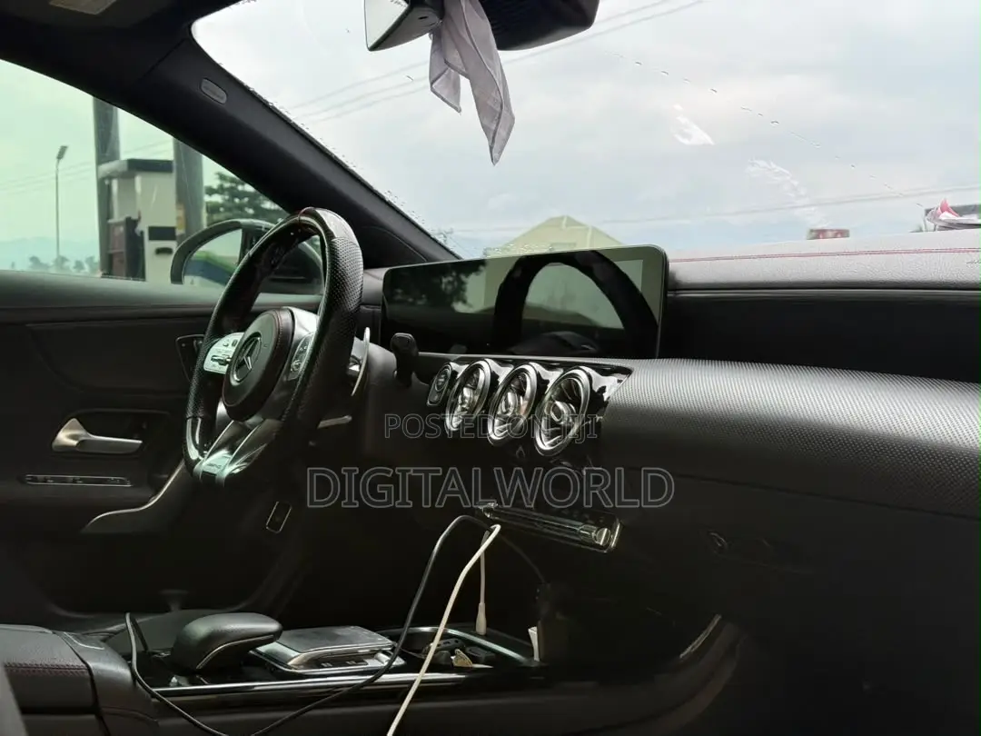 Mercedes-Benz CLA-Class CLA 250 4MATIC Sedan 2020 White