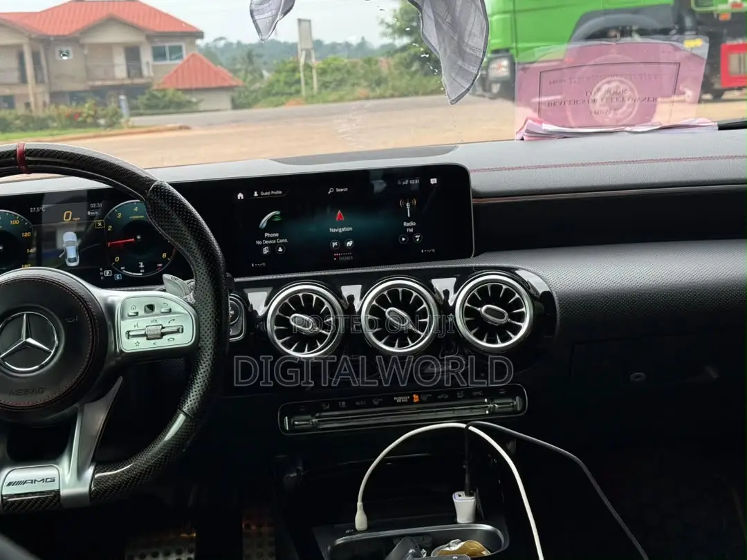 Mercedes-Benz CLA-Class CLA 250 4MATIC Sedan 2020 White