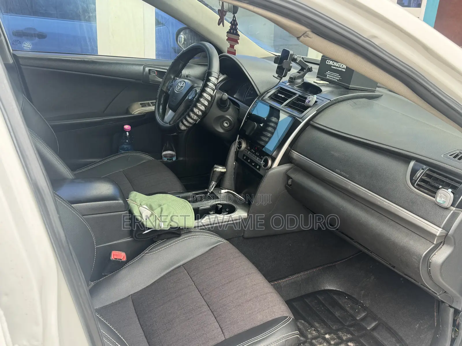 Toyota Camry LE 4dr Sedan (2.5L 4cyl 6A) 2012 White
