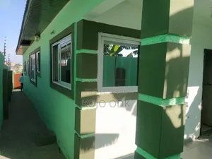5bdrm House in Frsnco Estate, Ofankor for rent