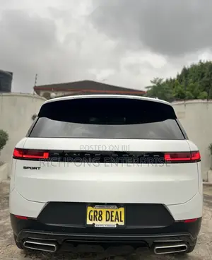 Land Rover Range Rover Sport Dynamic SE 2024 White