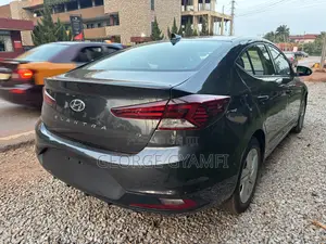Hyundai Elantra SE 2020 Gray