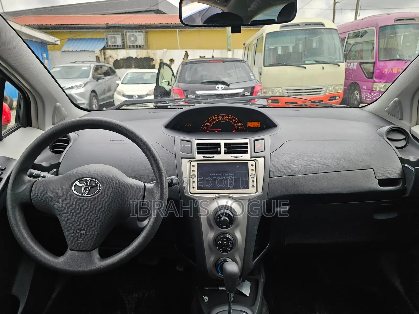 Toyota Vitz 2010 Gray