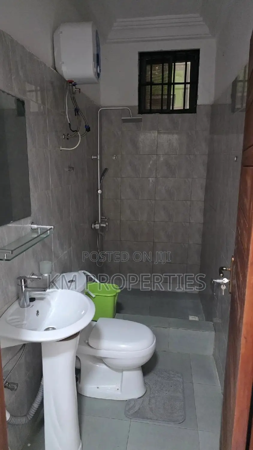 Furnished 1bdrm Apartment in Parakuo Estates, School Area for rent