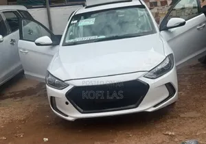 Hyundai Elantra 2018 White