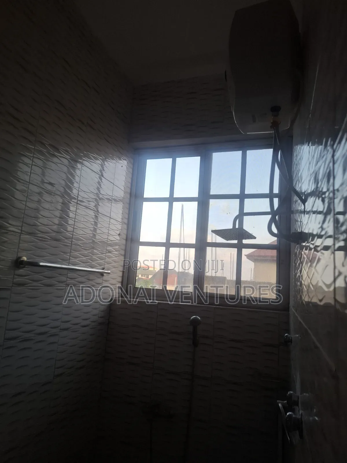 3bdrm Apartment in Santasi Anyinam, Kumasi Metropolitan for rent