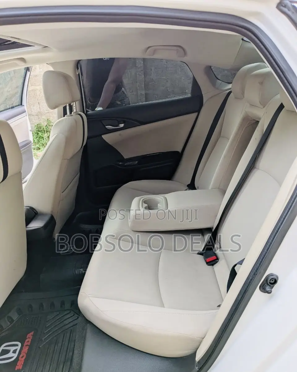Honda Civic EX Sedan 2018 Brown