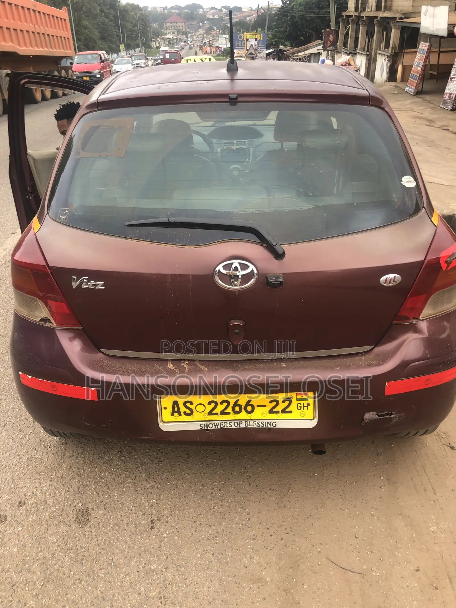 Toyota Vitz 2010 Brown