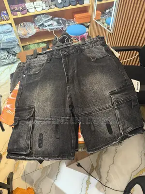 Quality Short Jeans