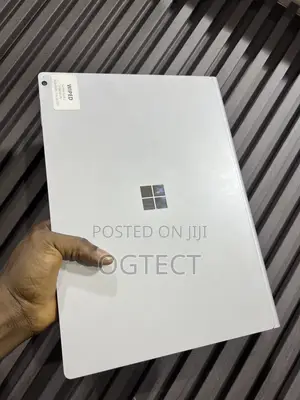 Laptop Microsoft Surface Book 2 16GB Intel Core i7 SSD 256GB