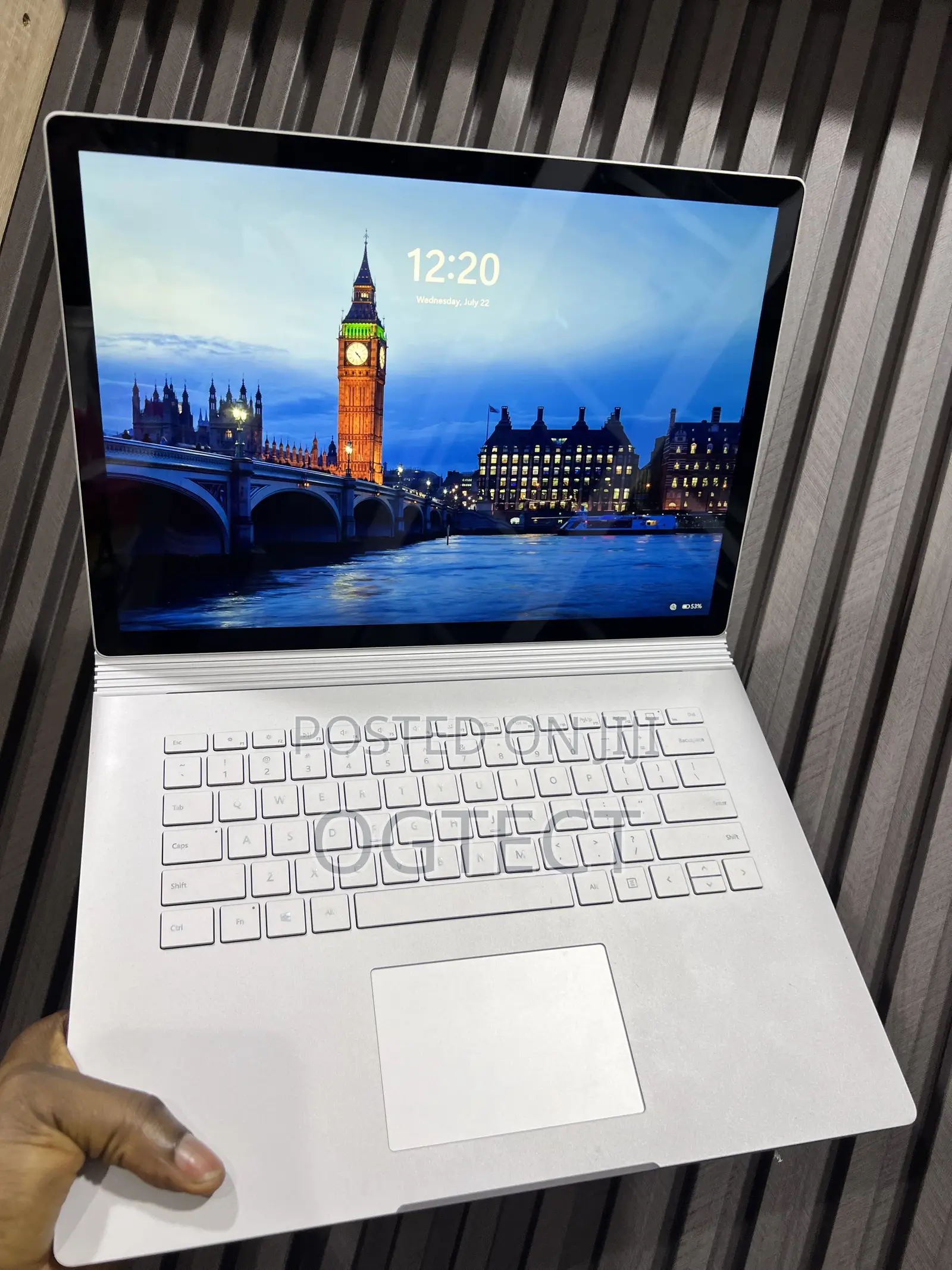 Laptop Microsoft Surface Book 2 16GB Intel Core i7 SSD 256GB