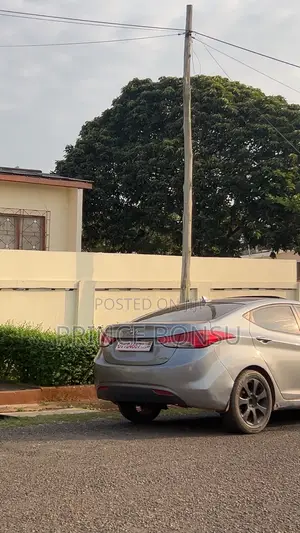 Hyundai Elantra Limited 4dr Sedan (1.8L 4cyl 6A) 2014