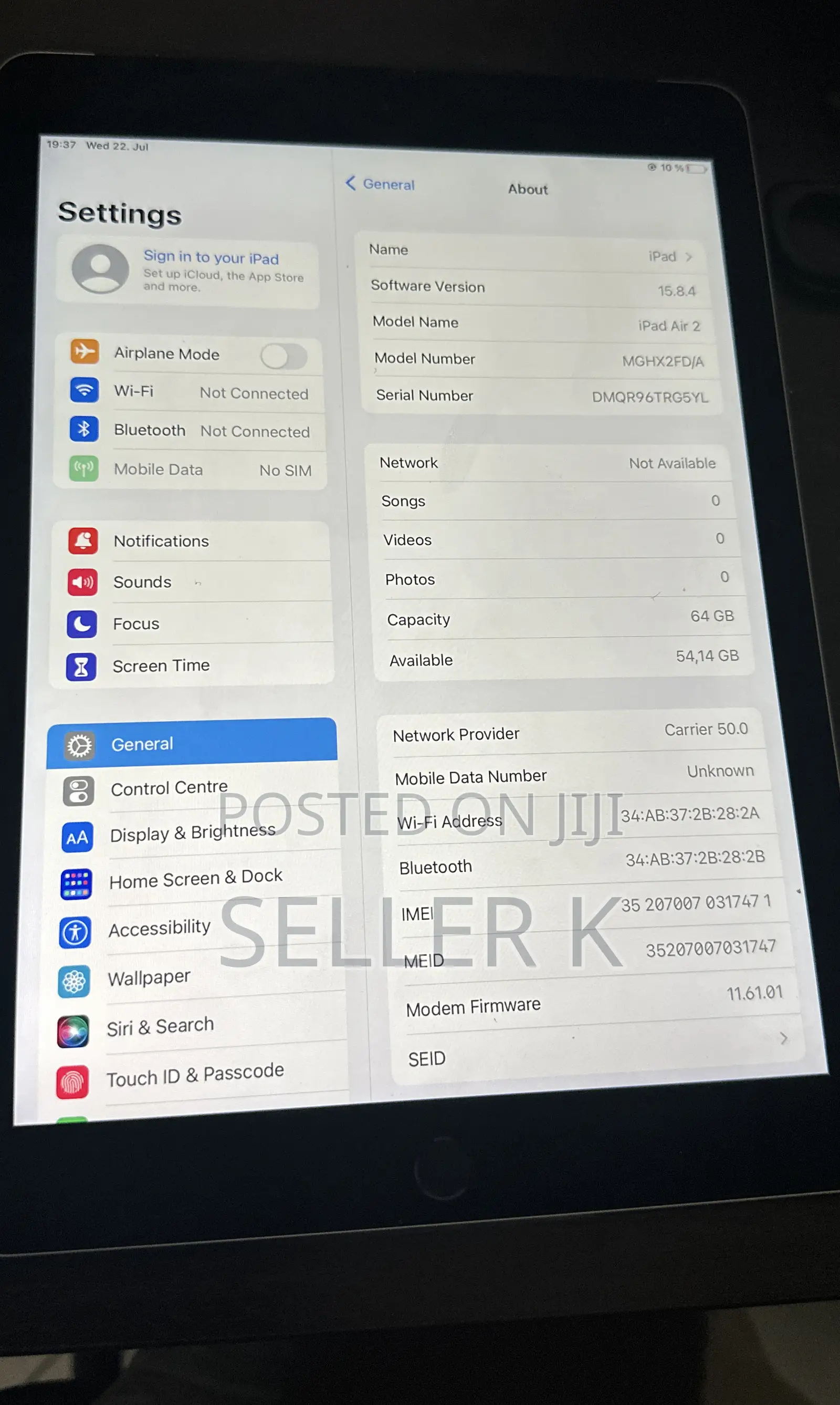 Apple iPad Air 64 GB Gray