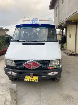 Mercedes-Benz Sprinter 2004 White