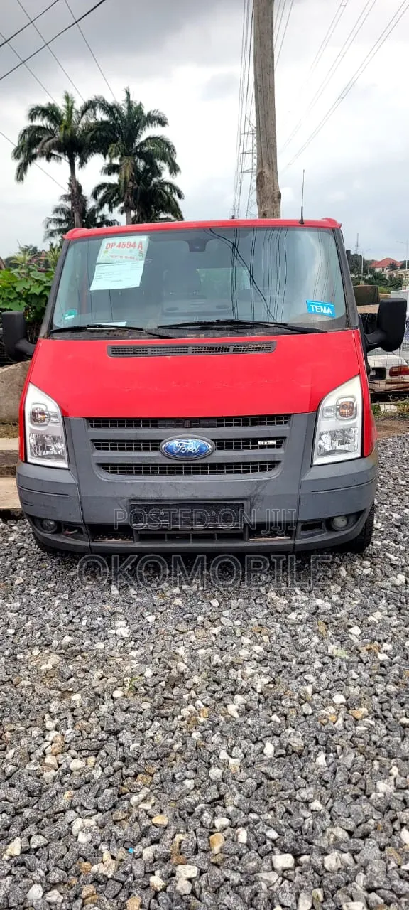 Ford Transit 2007 Red