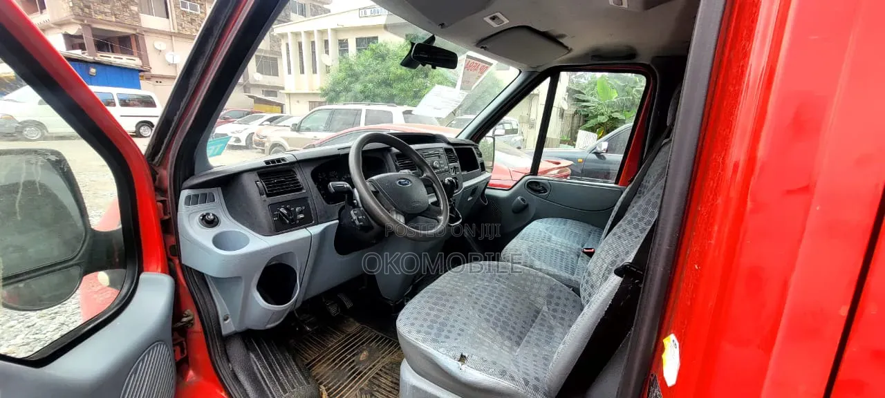 Ford Transit 2007 Red