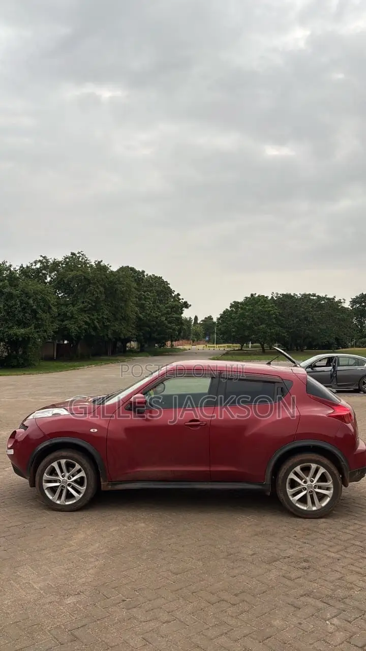 Nissan Juke 2015 Red
