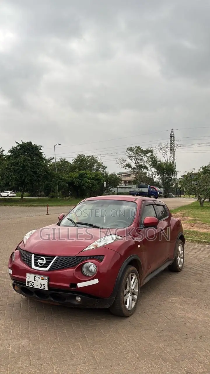 Nissan Juke 2015 Red