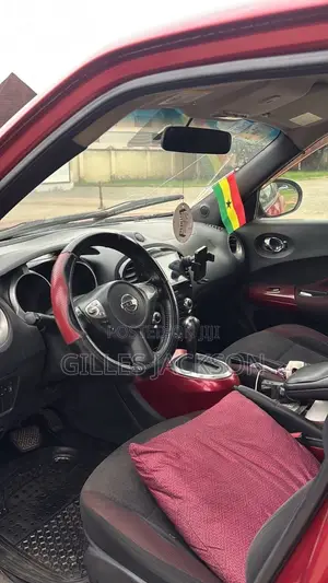 Nissan Juke 2015 Red