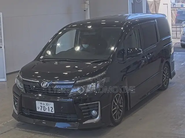 Toyota Voxy X 4WD 7-Seater 2015 Blue