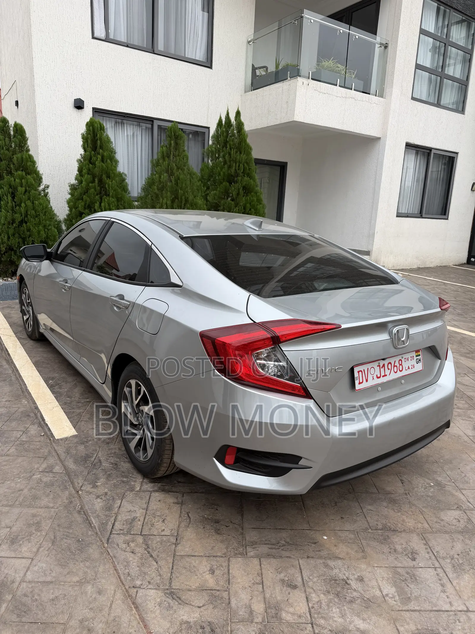 Honda Civic EX Sedan 2018 Silver